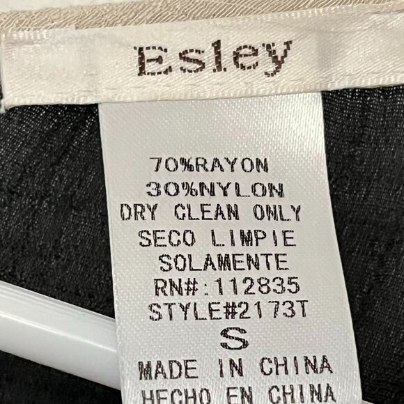 Esley anthropologie blouse size small floral embroidered gauzy flutter sleeve - Picture 9 of 9